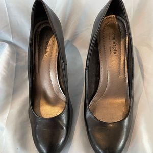 Comfort Plus black shoes 8.5 Offers welcomed